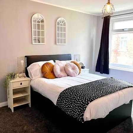 Villa Modern House In The Heart Of Morpeth Exterior foto